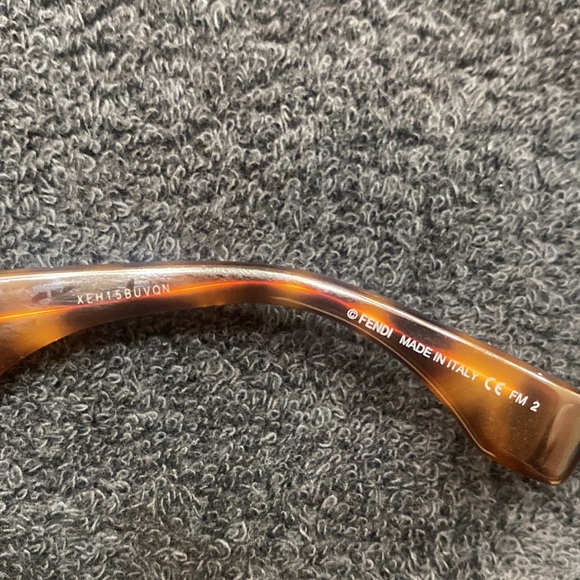 Fendi 52mm rectangle sunglasses - Picture 8 of 8